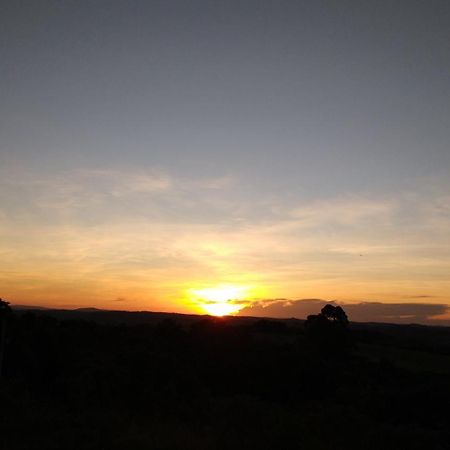 Pousada E Chales Por Do Sol São Tomé das Letras Exteriér fotografie